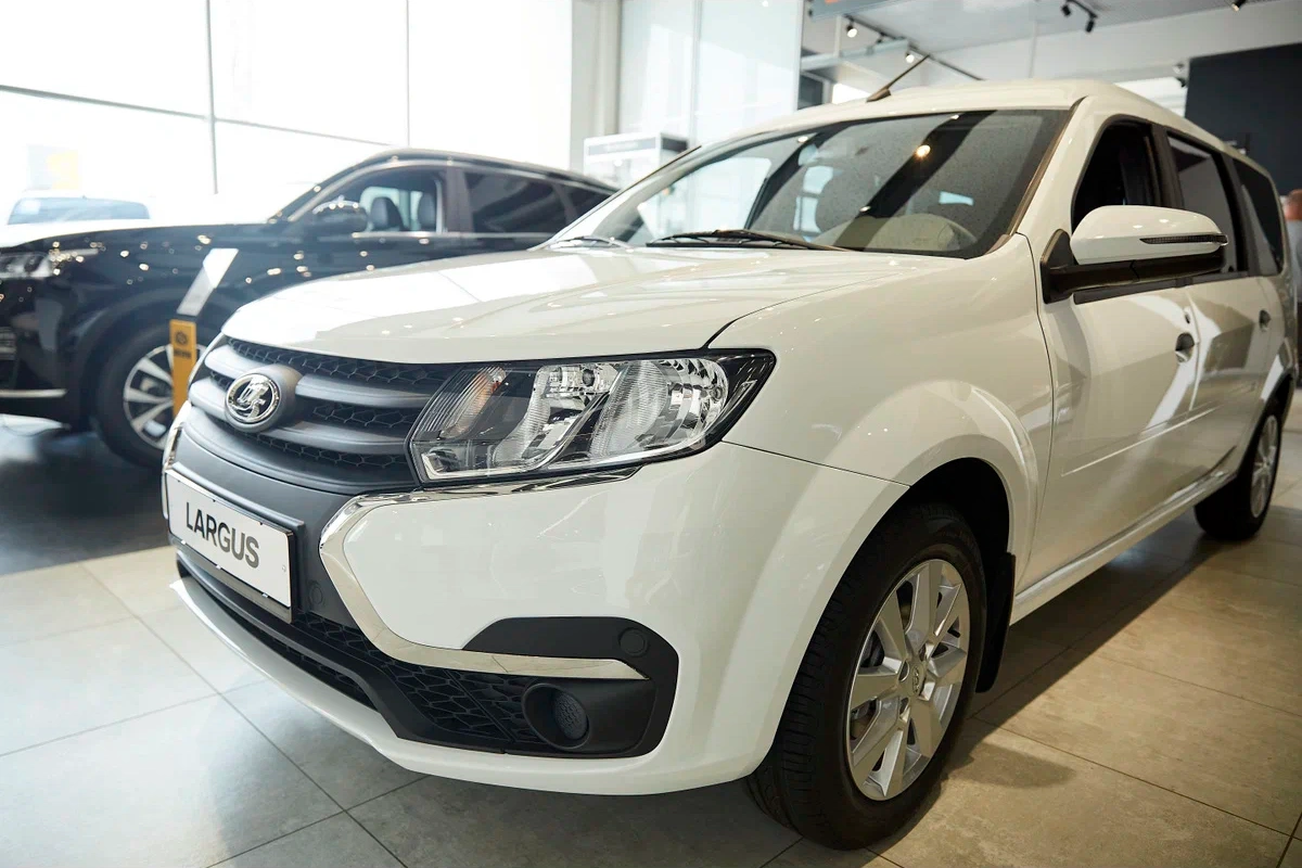 Lada Largus в Ставрополь - фото №1